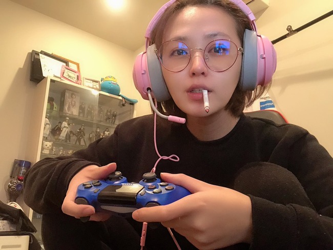 ゲーマー女子が理想と現実の写真を公開 どっちもクッソかわええええええ オレ的ゲーム速報 刃 ゲーマー女子が理想と現実の写真を公開 どっちもクッソかわええええええ オレ的ゲーム速報 刃