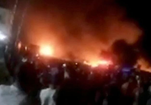 タンクローリー 爆発 死亡 西アフリカ シエラレオネに関連した画像-01