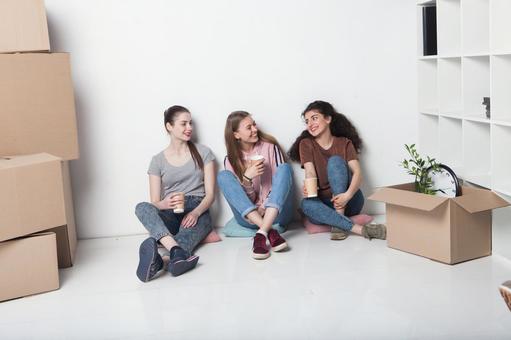 ルームシェア　掲示板　女性限定　狂気に関連した画像-01