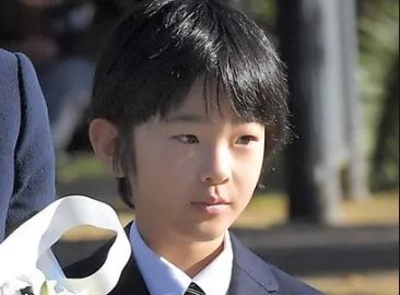 ヤバイ 秋篠宮悠仁さまの学校の机に刃物が置かれる 監視カメラには不審な人物が オレ的ゲーム速報 刃 ヤバイ 秋篠宮悠仁さまの学校の机に刃物が置かれる 監視カメラには不審な人物が オレ的ゲーム速報 刃