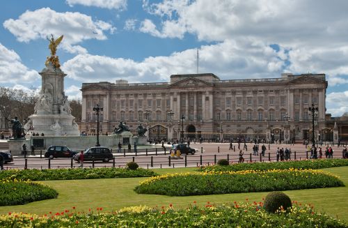 バッキンガム宮殿　イギリス　改修工事　に関連した画像-01