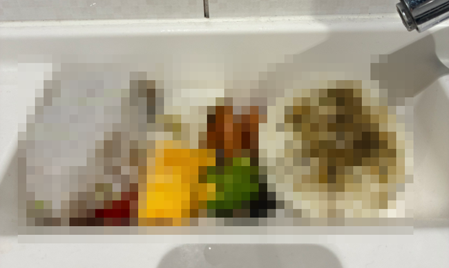 多目的トイレ　トイレ　弁当　捨てる　胸糞に関連した画像-01