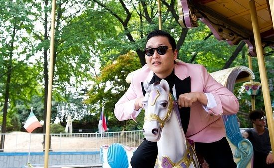 超人気 韓国人歌手 Psyの 江南スタイル のyoutube再生回数が3億を突破ｗ オレ的ゲーム速報 刃