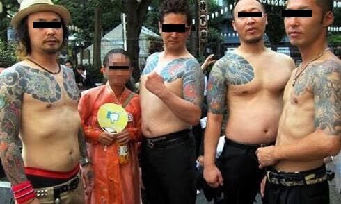 しばき隊 男性 襲撃 肋骨 骨折 参政党 支持者 誤認に関連した画像-01