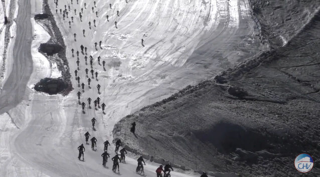 雪山 自転車 地獄絵図 地獄の山に関連した画像-03