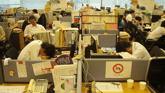 ブラック企業 ゲーム業界やばい 過酷な長時間労働で 死の行進 と呼ばれる オレ的ゲーム速報 刃 ブラック企業 ゲーム業界やばい 過酷な長時間労働で 死の行進 と呼ばれる オレ的ゲーム速報 刃