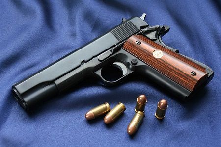 拳銃 警察 リサイクルショップ 警備員 トイレ 福島県 郡山に関連した画像-01