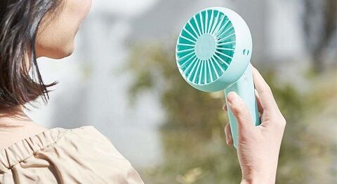 扇風機 ドライアイ 眼科 角膜 ハンディ 手持ち 夏 に関連した画像-01