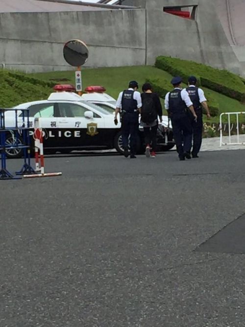 アイドル ライブ 乃木坂 チケット 転売 身分証 偽造 オタク 中学校教師 逮捕に関連した画像-04
