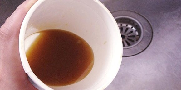 カップ麺　残り汁　シンク　トイレ　排水溝に関連した画像-01