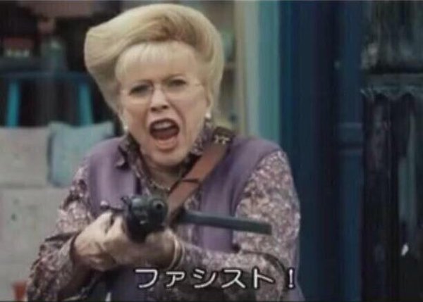 カーチャン スマホ 破壊に関連した画像-01