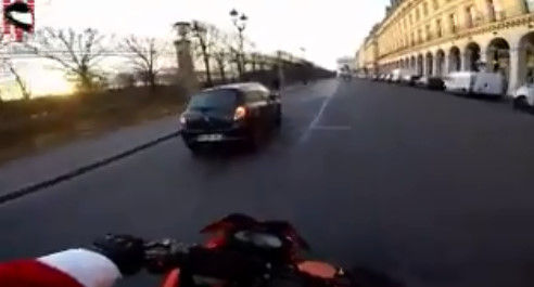 ���󥿥������������󥿡��Ҥ�ƨ�����������������˴�Ϣ��������-04