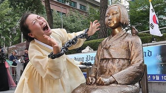 韓国 慰安婦像 ツバを吐く 日本人 成りすましに関連した画像-01