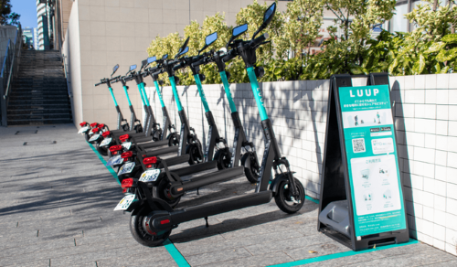 LUUP　交通違反　歩道　警察　高圧的　態度　コンサル　チェンジャックに関連した画像-01