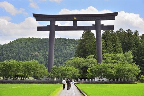 鳥居　神社　ねじれに関連した画像-01