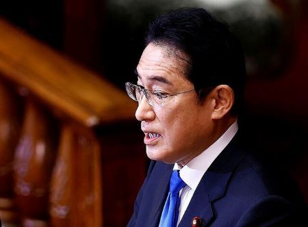 岸田首相 長男 土産 官僚 批判 公務 ポケットマネーに関連した画像-01