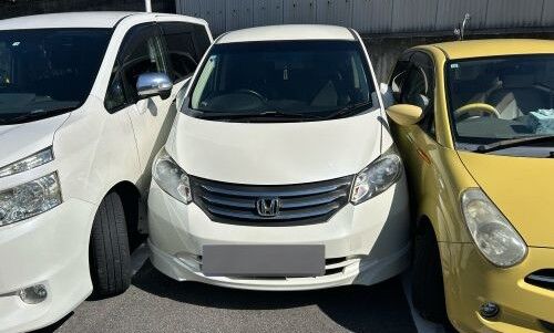 車　自動車　駐車場　無断　脱出　阻止　妨害に関連した画像-01