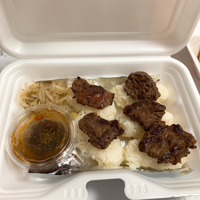 ウーバーイーツ 泣く 焼肉 肉寿司 地下アイドルに関連した画像-03