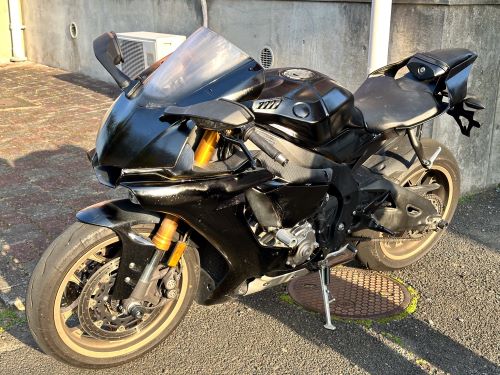 バイク　盗難　YZF-R1　YAMAHA　豊橋市に関連した画像-01