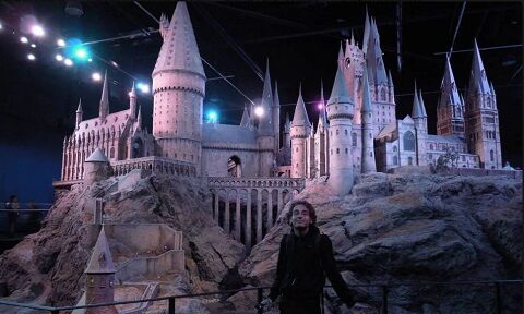 ハリー・ポッター　ホグワーツ　城　建設　J・K・ローリング　プロジェクト　フランスに関連した画像-01