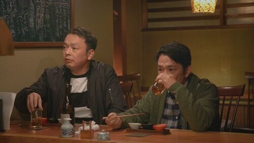 女性1人食事恥ずかしいに関連した画像-01