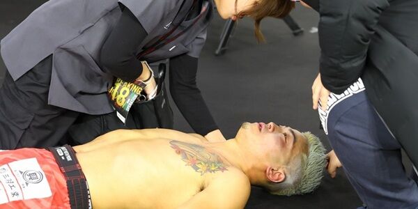 やるべしたら竜 ブレイキングダウン 記者会見 ビンタ 失神 江口響に関連した画像-01