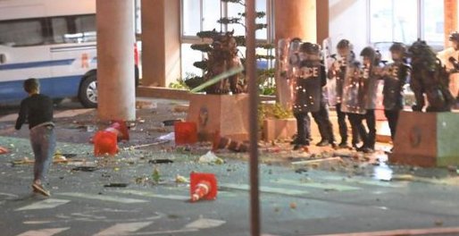 沖縄署暴動　丸山穂高　襲撃犯　逮捕に関連した画像-01