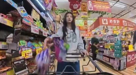 K-POP ILLIT ������� �ɥ󡦥��ۡ��� �㤤ʪ ʪ�� �����˴�Ϣ��������-03