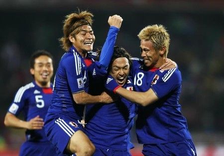 サッカー日本代表3