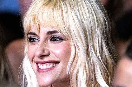 アメリカ　海外　セレブ　下着　クリステン・スチュワートに関連した画像-01