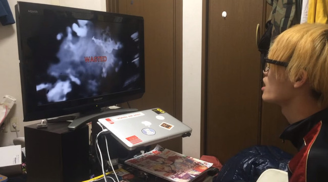 悲劇 ニートのps3を親父がハンマーでぶっ壊す 新たにps4を買って起動した瞬間にまた破壊されるｗｗｗｗｗｗｗｗ オレ的ゲーム速報 刃