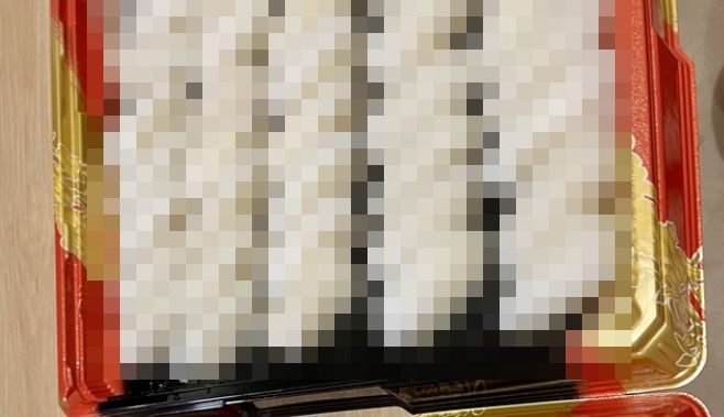 姉　妹　姉妹　好き　寿司　えんがわ　だけ　注文に関連した画像-01