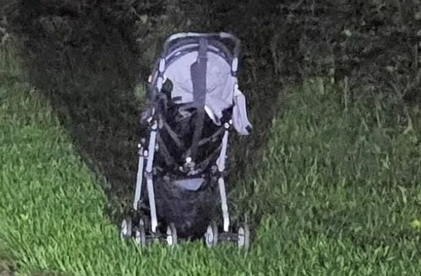 道端　放置　ベビーカー　強盗　誘拐　犯罪に関連した画像-01