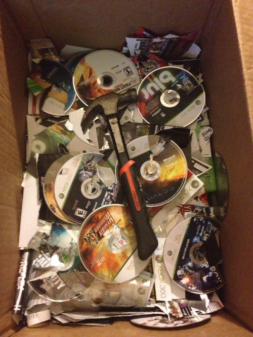 計画的gk 別れた彼女にxbox360を破壊される 彼女の父親が弁償としてps3を渡す オレ的ゲーム速報 刃