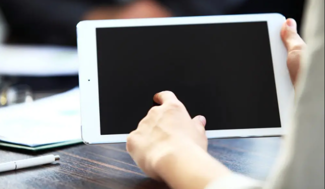 タブレット 小学生 イジメ SNSに関連した画像-01