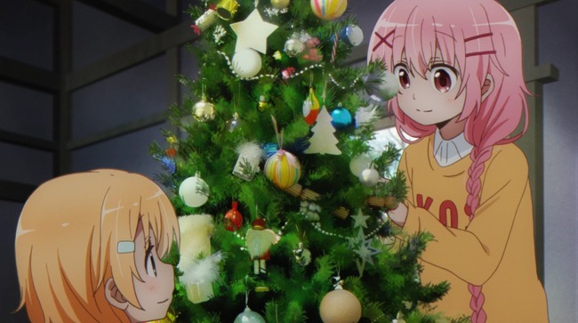 女性さん 家の中のクリスマスツリーに何かを発見 よく確認してみると うわあああああああああｗｗｗｗｗｗ オレ的ゲーム速報 刃