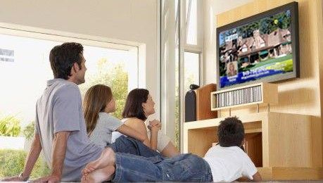 family_tv-748599 (1)