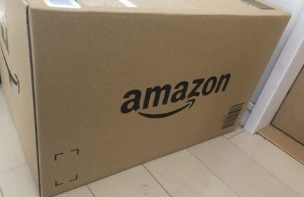 アマゾン 配達 雑 木の上 配達員に関連した画像-02