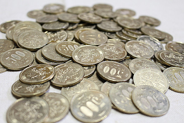 500円玉 硬貨 偽造 中国 コミケに関連した画像-01