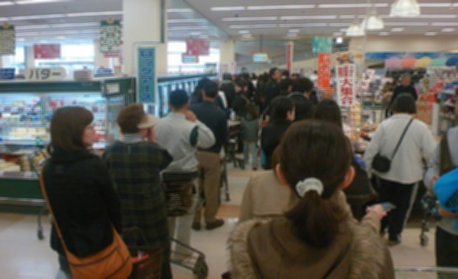 スーパー 家族総出 3密 恐れに関連した画像-01