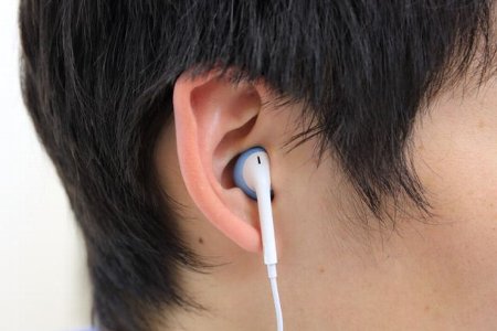 イヤホン装着時に激痛 その原因は癖のように出来る 耳ニキビ だった オレ的ゲーム速報 刃 イヤホン装着時に激痛 その原因は癖のように出来る 耳ニキビ だった オレ的ゲーム速報 刃