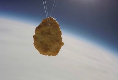 チキンナゲット　宇宙　打ち上げに関連した画像-01