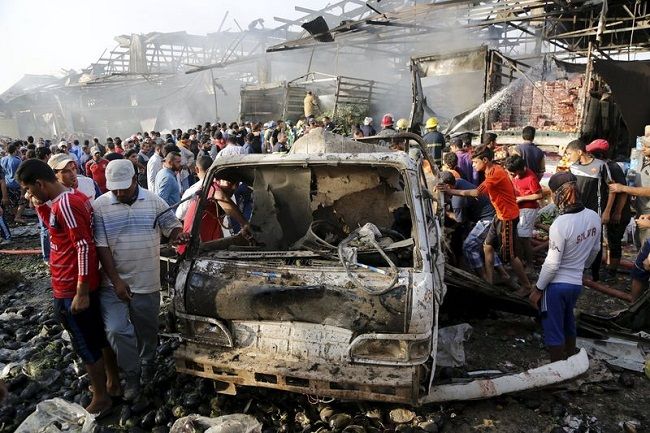 イラク バグダッド トラック 爆発 テロ イスラム国 ISに関連した画像-01