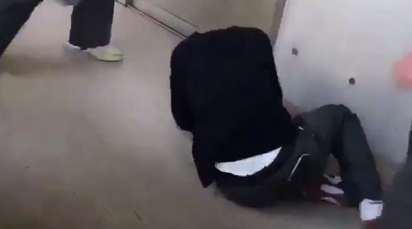 今度は岡山県の高校でイジメ動画が流出 加害者 遊びで叩いてただけなのにネット民こわｗｗｗｗ オレ的ゲーム速報 刃