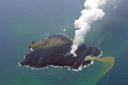 小笠原諸島 西之島 火山 噴火 新島に関連した画像-05