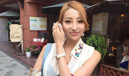 加藤紗里 貢がせた額 2〜3億円に関連した画像-01