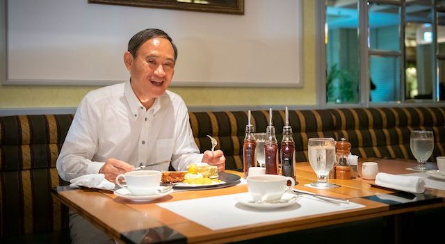菅官房長官 パンケーキ 3000円 れいわ新選組 渡辺てる子 室井佑月に関連した画像-01
