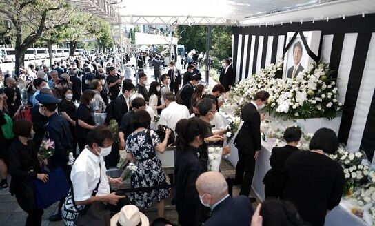 安倍元首相の国葬、実施して「よかったと思わない」が54％に　実施前と評価変わらず