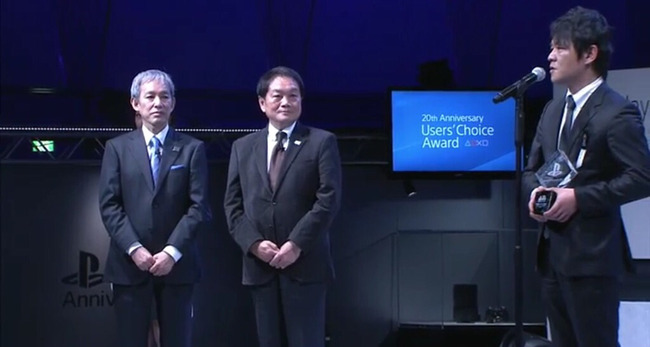 最新作を3dsで出し続ける モンハン のカプコン辻本さん ソニーのpsアワードを受賞して登壇し逆にかわいそうと話題にｗｗｗｗｗｗ オレ的ゲーム速報 刃