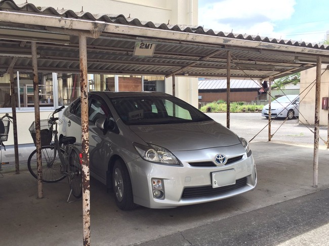 やばい プリウスが超危険運転 車線をまたぎながら煽り走り トラックの前に出て急ブレーキであわや大事故に オレ的ゲーム速報 刃